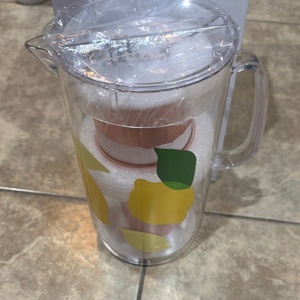 Kate Spade Pitcher and Cup Set